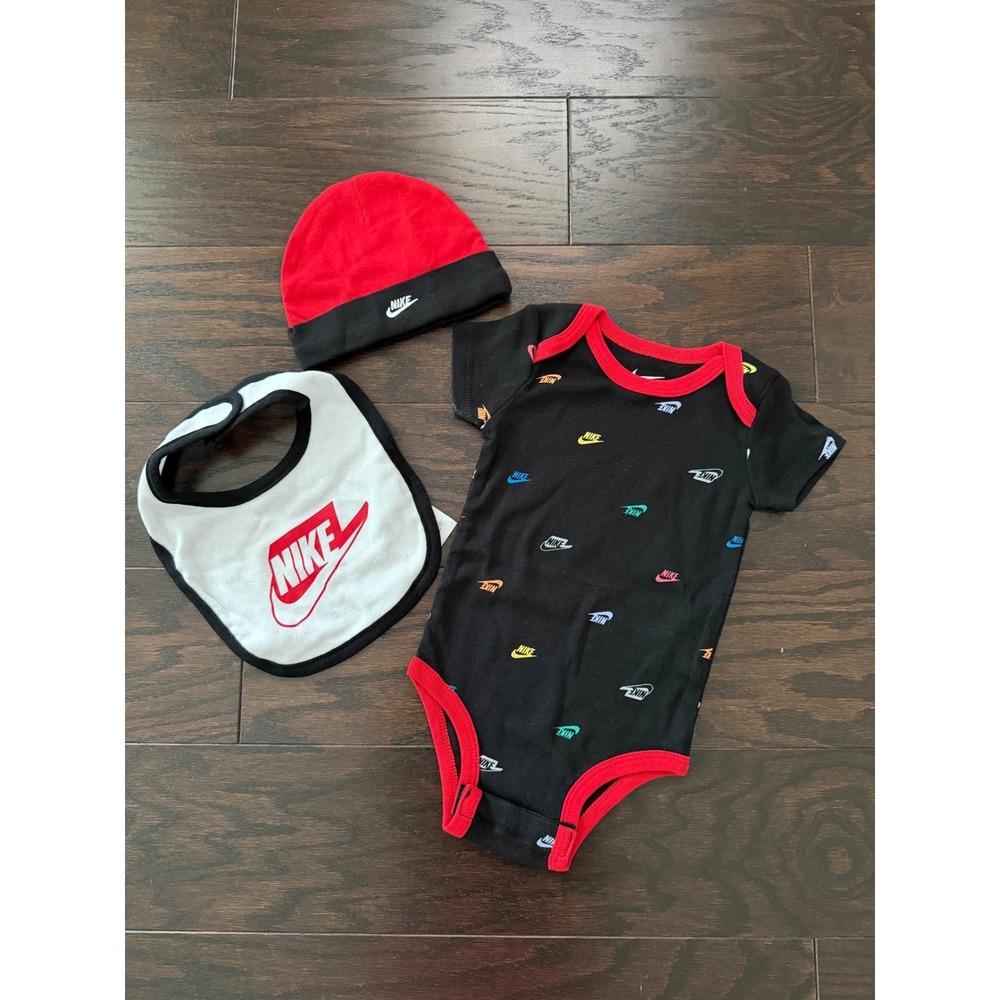 Nike Infant Boys 3 Piece Set Bodysuit Beanie Bib Black Red Multi Logo 6-12M